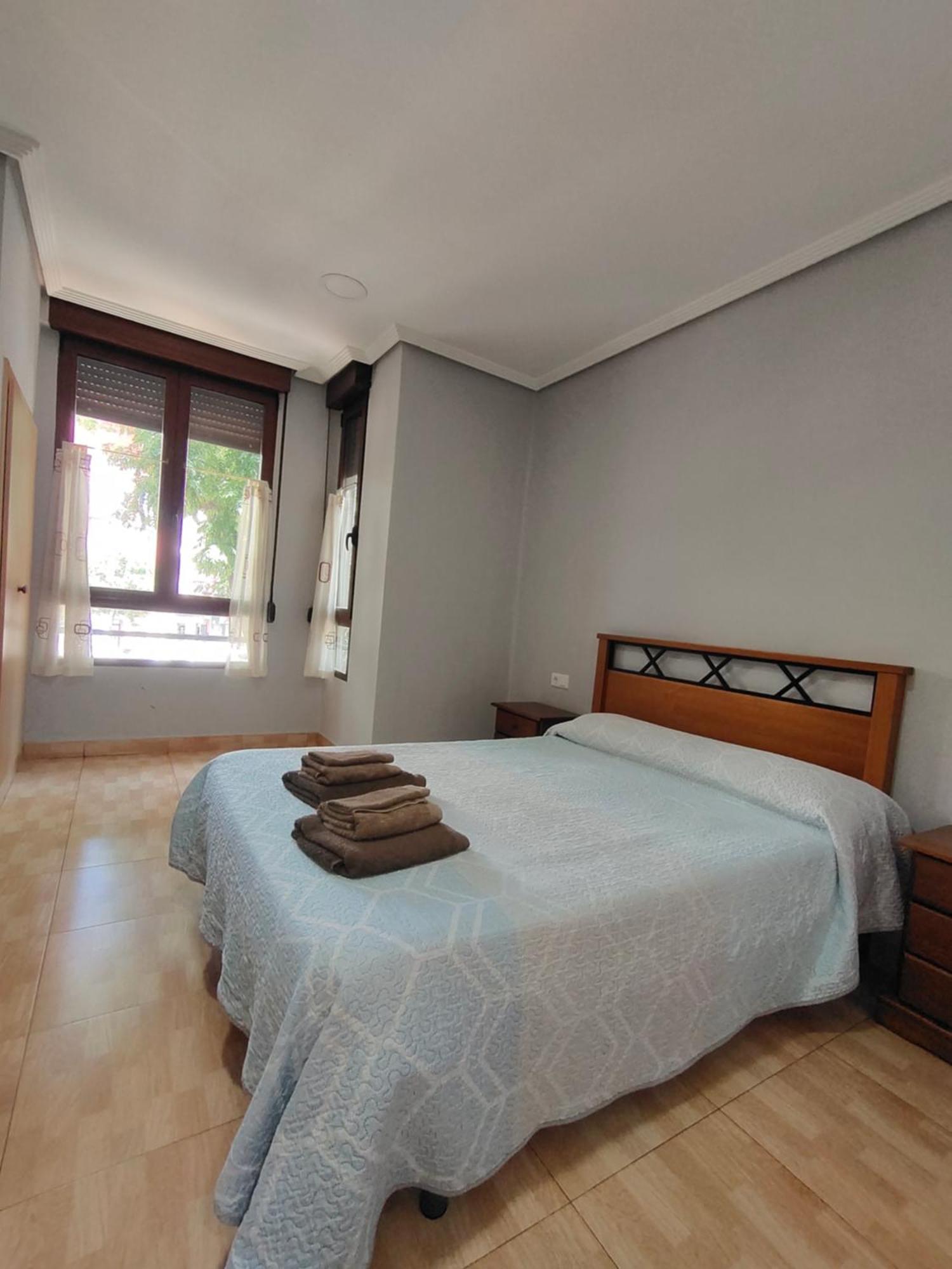 Hostal Abastos Valencia Exteriör bild